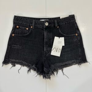 Zara Black Wash Ripped Mid-Rise Denim Shorts - US 2